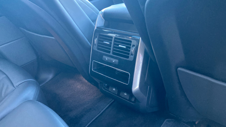 Land Rover Range Rover Sport 3.0 D300 HSE Dynamic Black 5dr Auto Diesel Estate